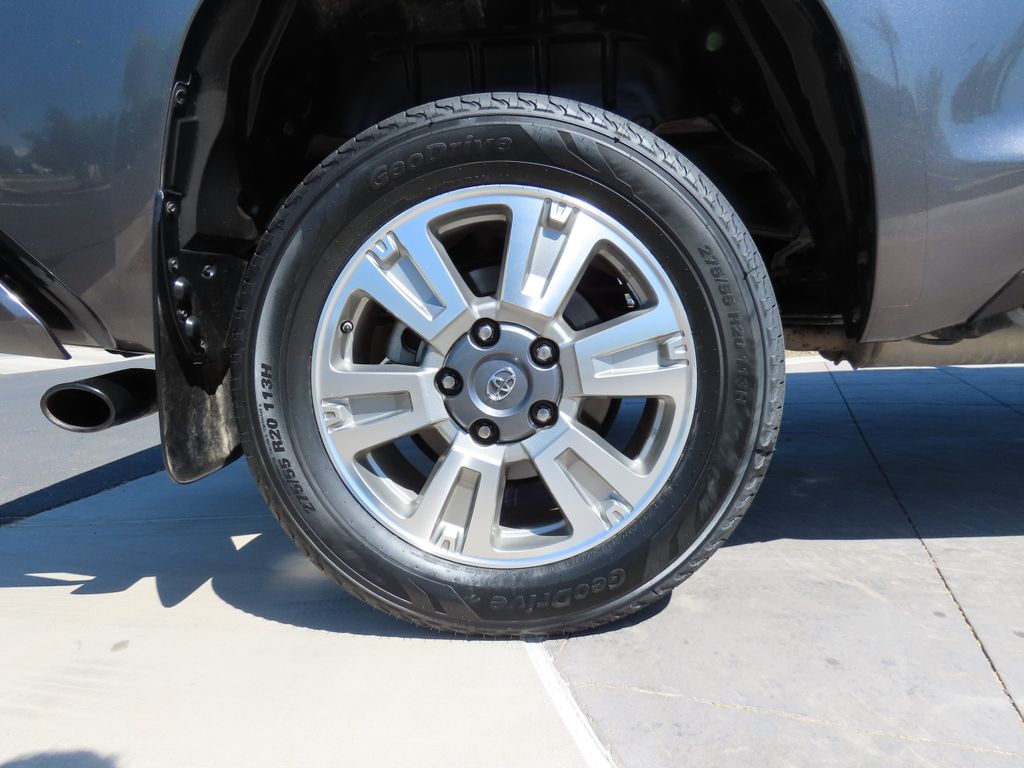 2021 Toyota Tundra Platinum 31
