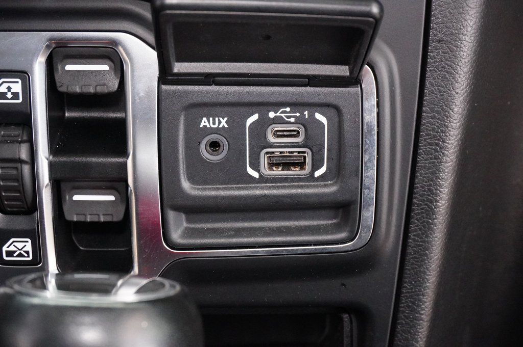 Used Car 2023 Jeep Gladiator  High Altitude For Sale Under $35,000 In Weatherford, Texas