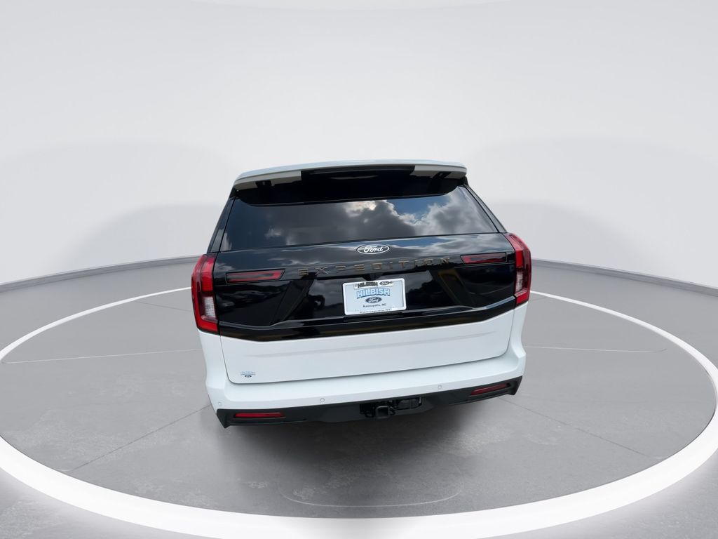 New 2026 Star White Metallic Tri-Coat Ford Tremor® image 6