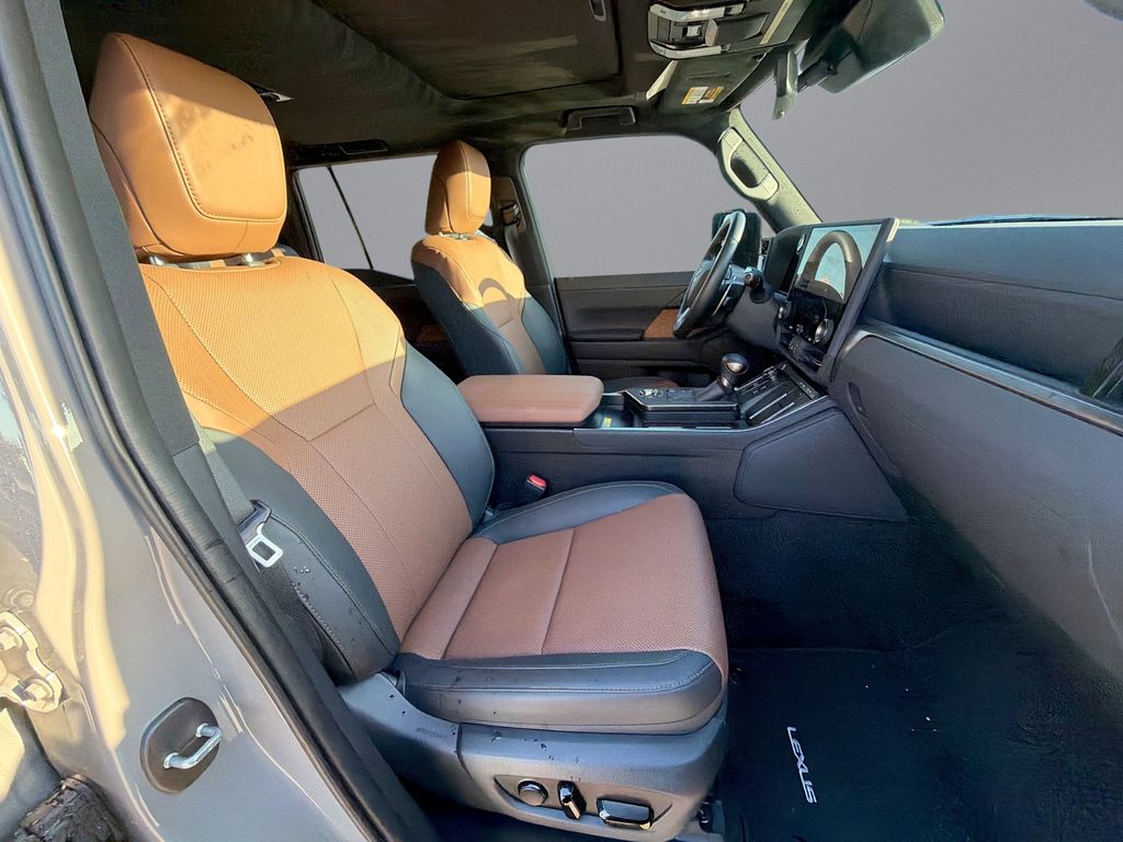 Thumbnail: 2026 Lexus GX - 16