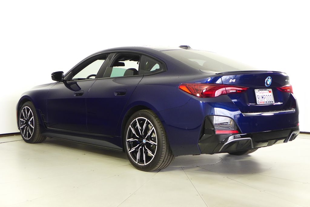 Thumbnail: 2025 BMW i4 - 9