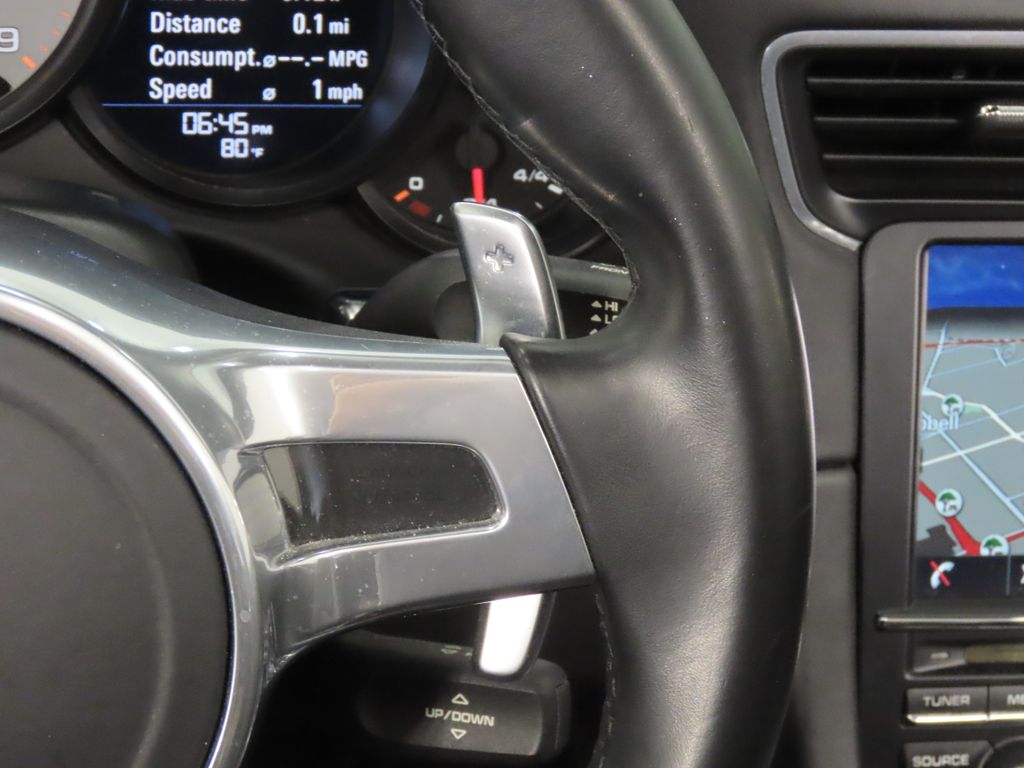 Thumbnail: 2014 Porsche 911 - 29