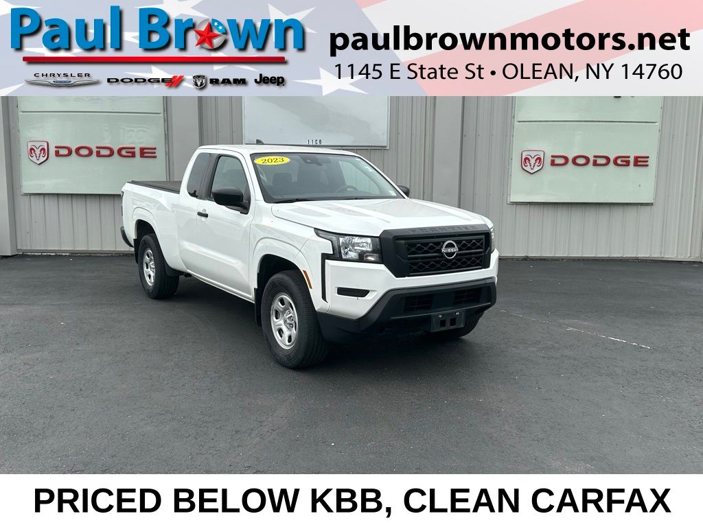 Glacier White 2023 Nissan Frontier Pickup Truck Four-Wheel Drive 9-Speed Automatic