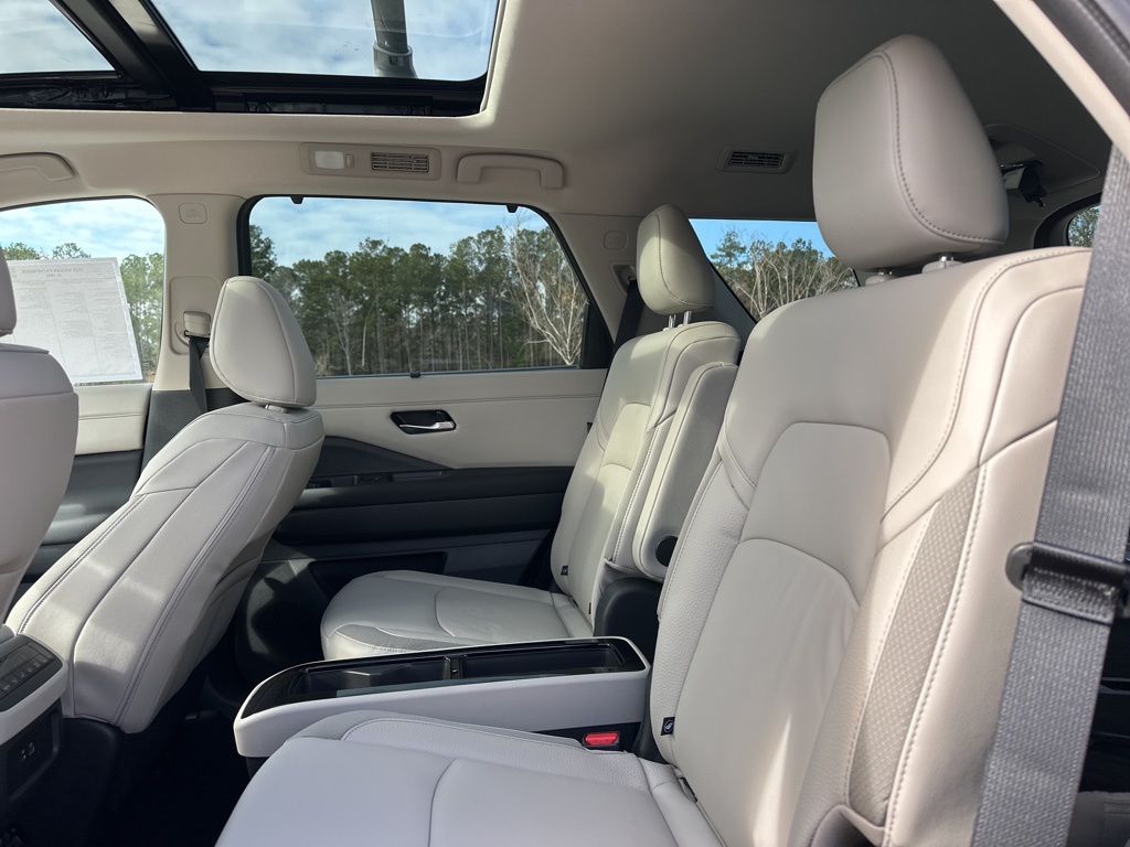 2025 Obsidian Green Pearl Nissan Pathfinder SL FWD SUV