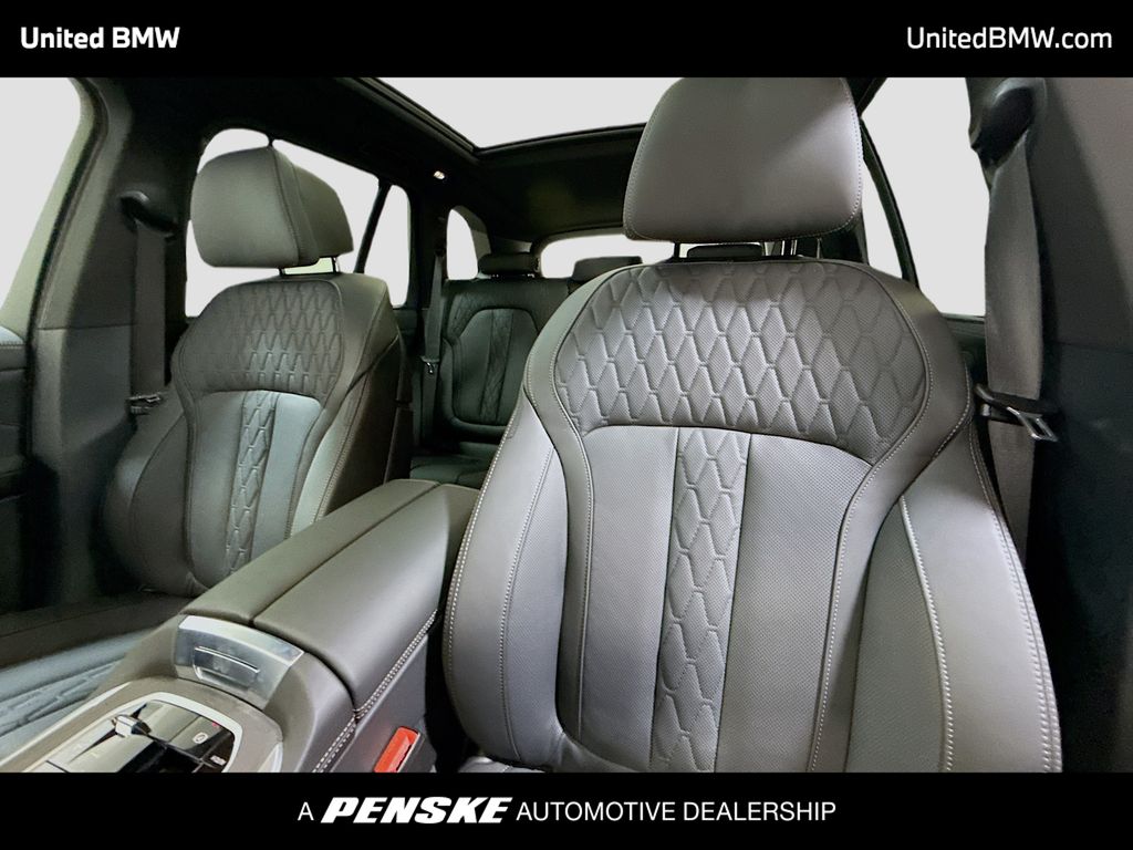 Thumbnail: 2026 BMW X5 - 5