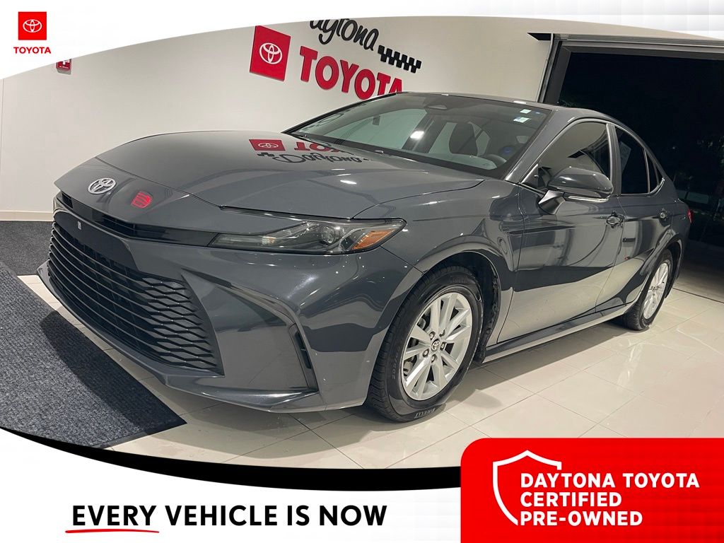 2025 Toyota Camry LE - Photo 11
