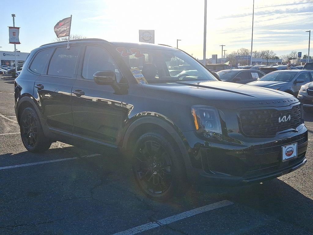 Thumbnail: 2022 Kia Telluride - 3