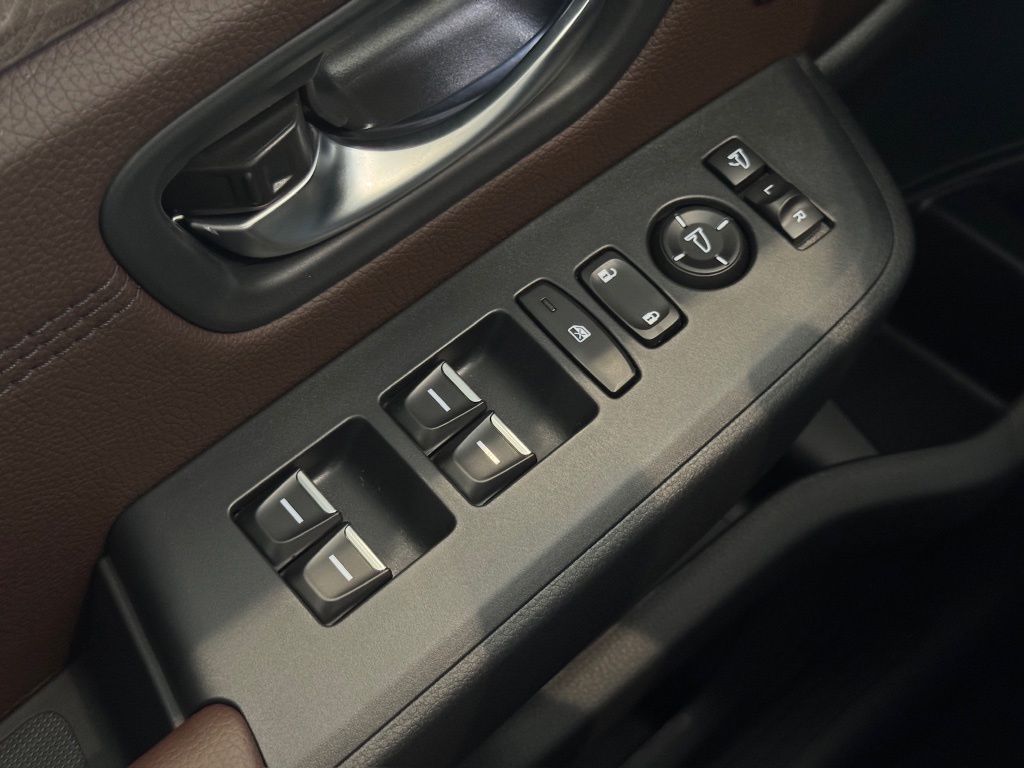 2026 Honda Pilot Elite  at Community Honda