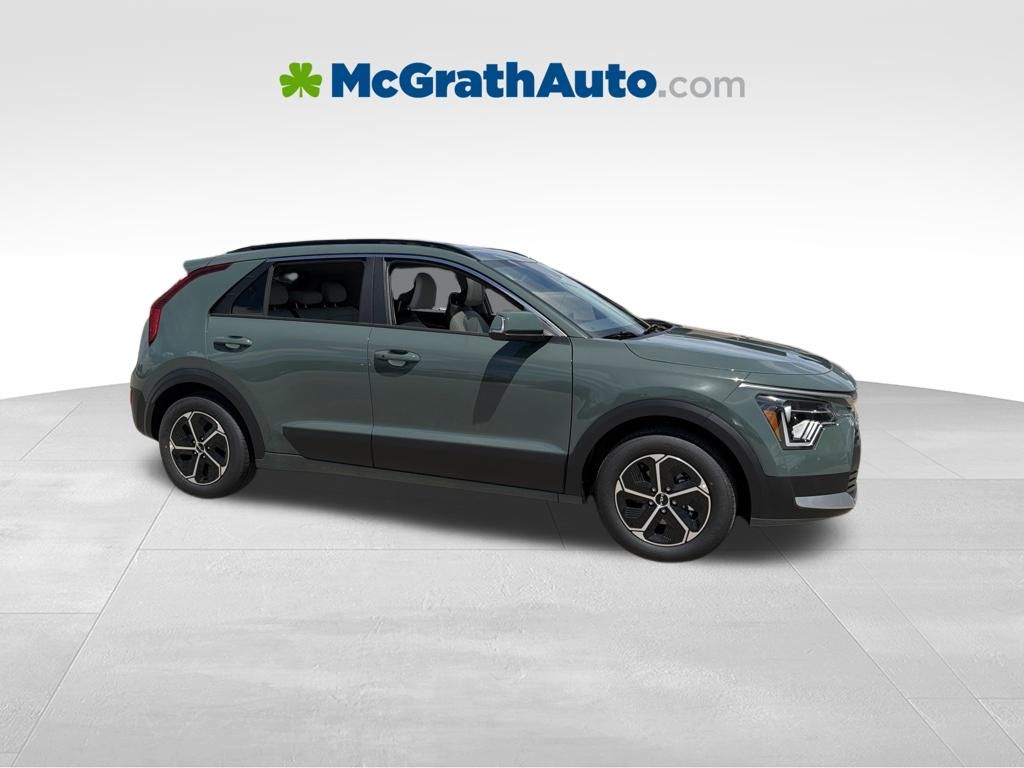 Cityscape Green 2026 Kia Niro SUV / Crossover Front-Wheel Drive 6-Speed Dual Clutch