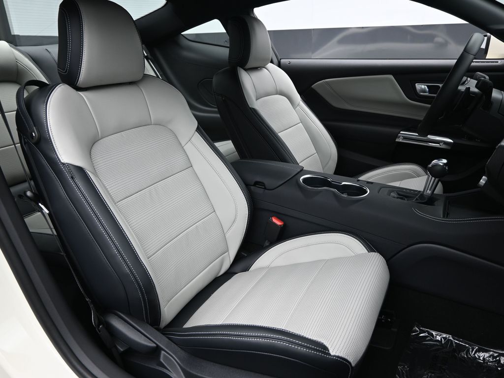 2025 Ford Mustang GT Premium Fastback