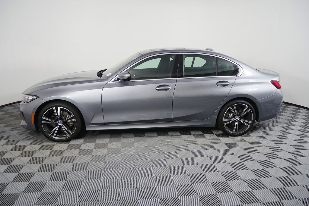 Thumbnail: 2024 BMW 3 Series - 6