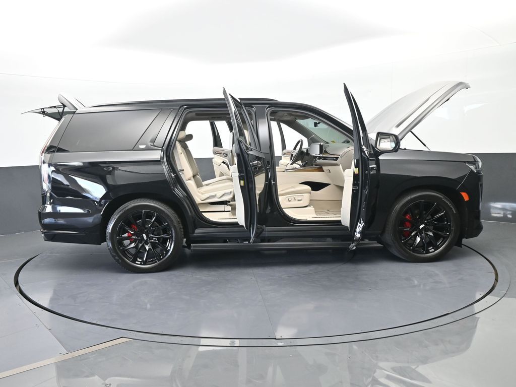 Used 2021 Black Raven Cadillac Sport Platinum image 97