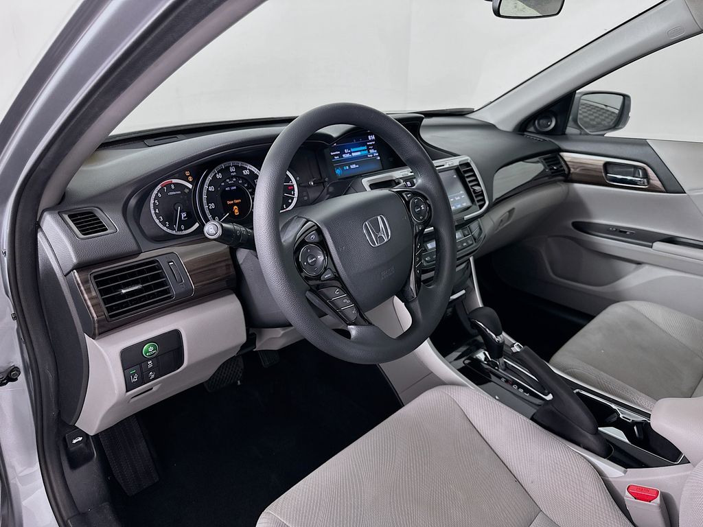 Thumbnail: 2016 Honda Accord - 9