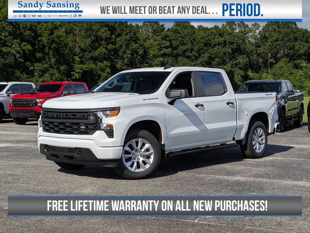 Summit White 2026 Chevrolet Silverado 1500 Custom Crew Cab 4WD Pickup Truck Four-Wheel Drive 8-Speed Automatic