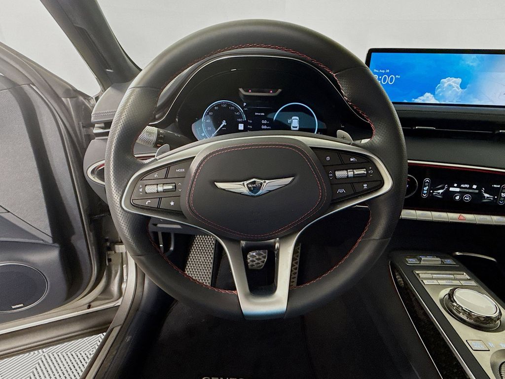 Thumbnail: 2025 Genesis GV70 - 11