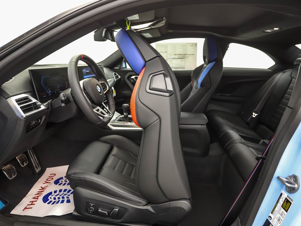 Thumbnail: 2025 BMW M2 - 23