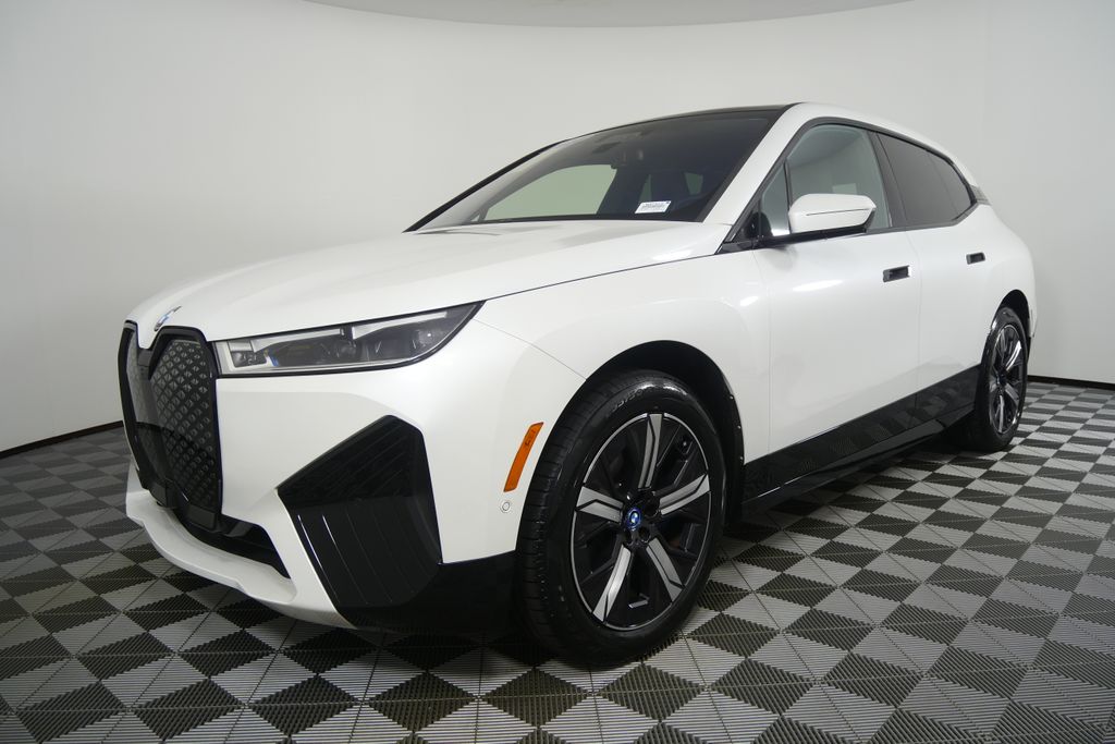 Thumbnail: 2024 BMW iX - 7