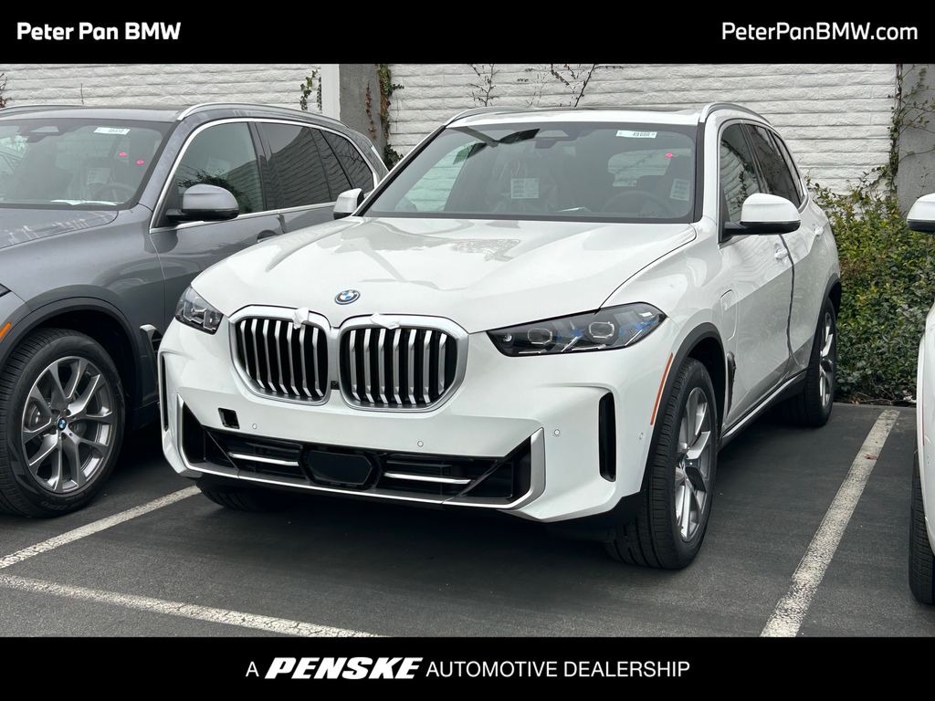 Thumbnail: 2026 BMW X5 - 1