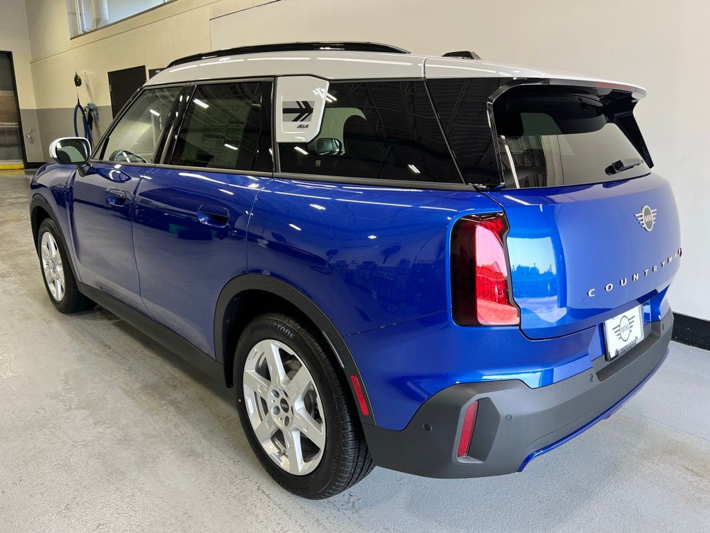 2025 MINI Cooper Countryman Base 7