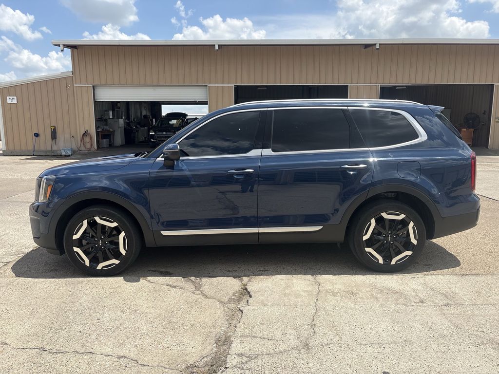 2023 Kia Telluride S Black at AutoSavvy Houston Northwest