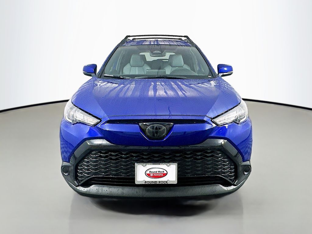 2024 Toyota Corolla Cross SE 2