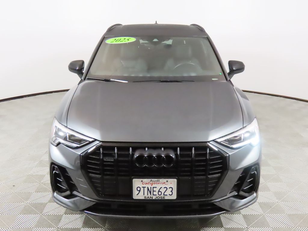 Thumbnail: 2025 Audi Q3 - 8