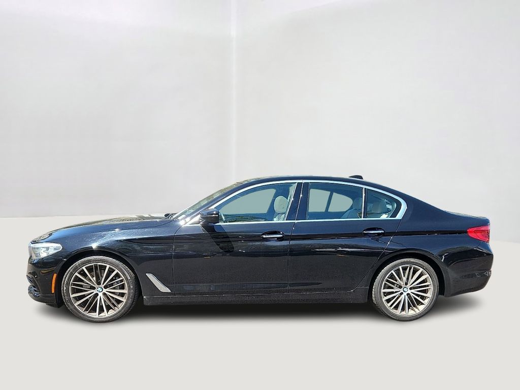 Thumbnail: 2017 BMW 5 Series - 7