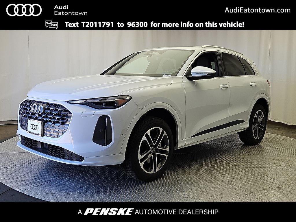 Glacier White 2026 Audi Q5 SUV / Crossover All-Wheel Drive 7-Speed Automatic