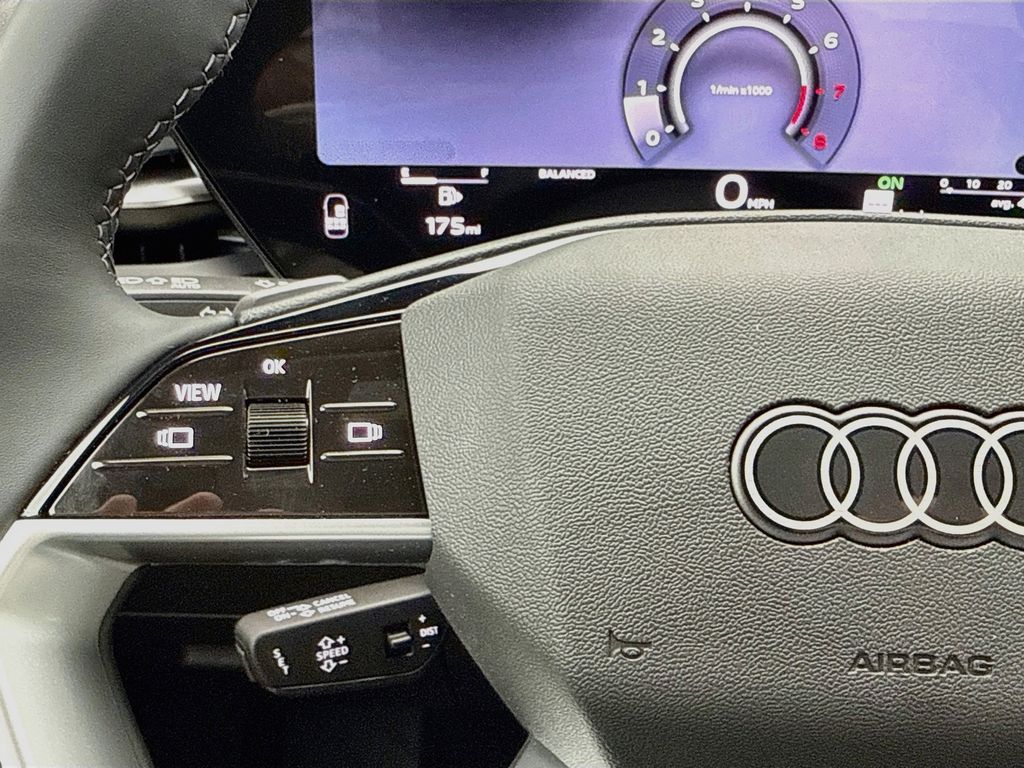 Thumbnail: 2026 Audi Q5 - 11