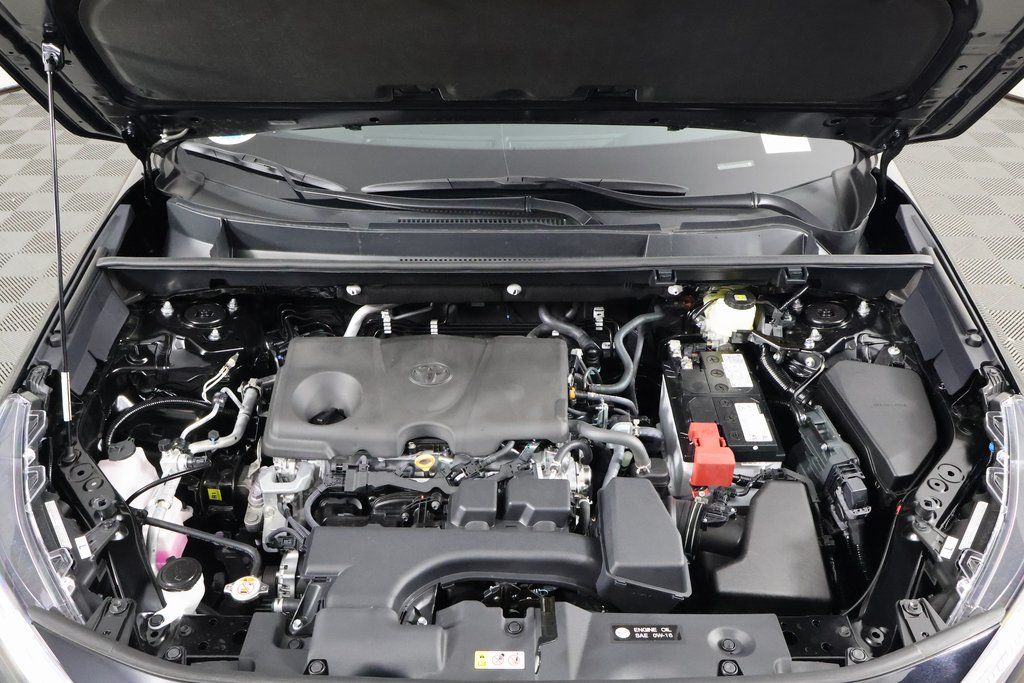 Thumbnail: 2025 Toyota RAV4 - 15