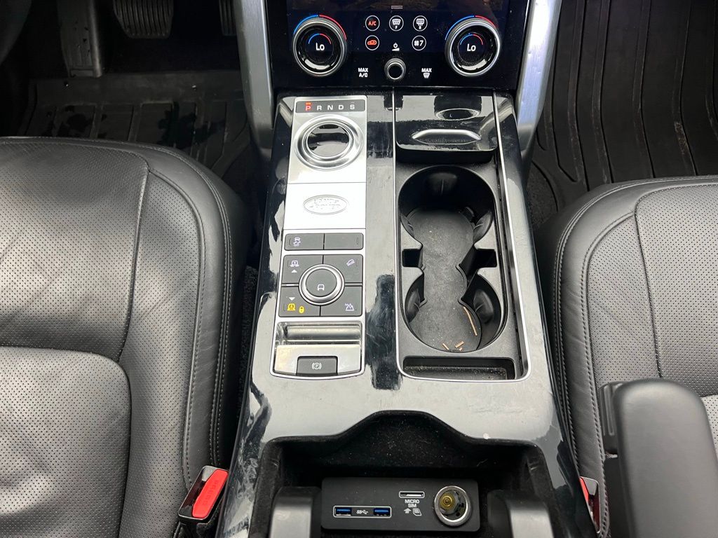 Thumbnail: 2019 Land Rover Range Rover - 12