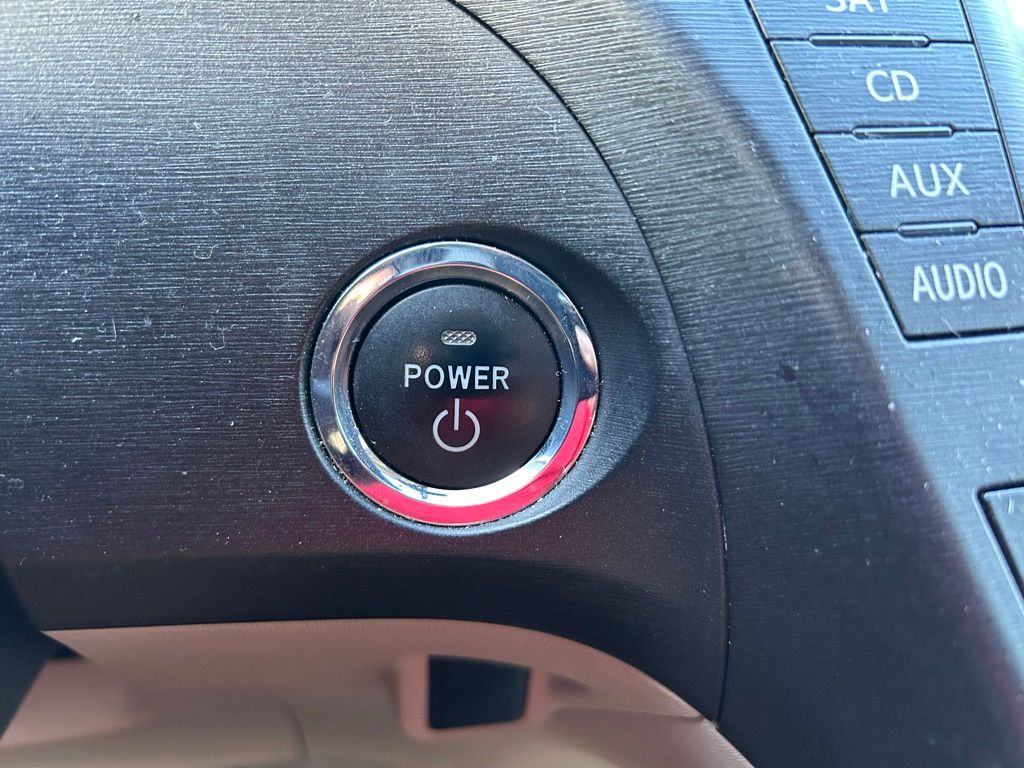 Thumbnail: 2010 Toyota Prius - 28