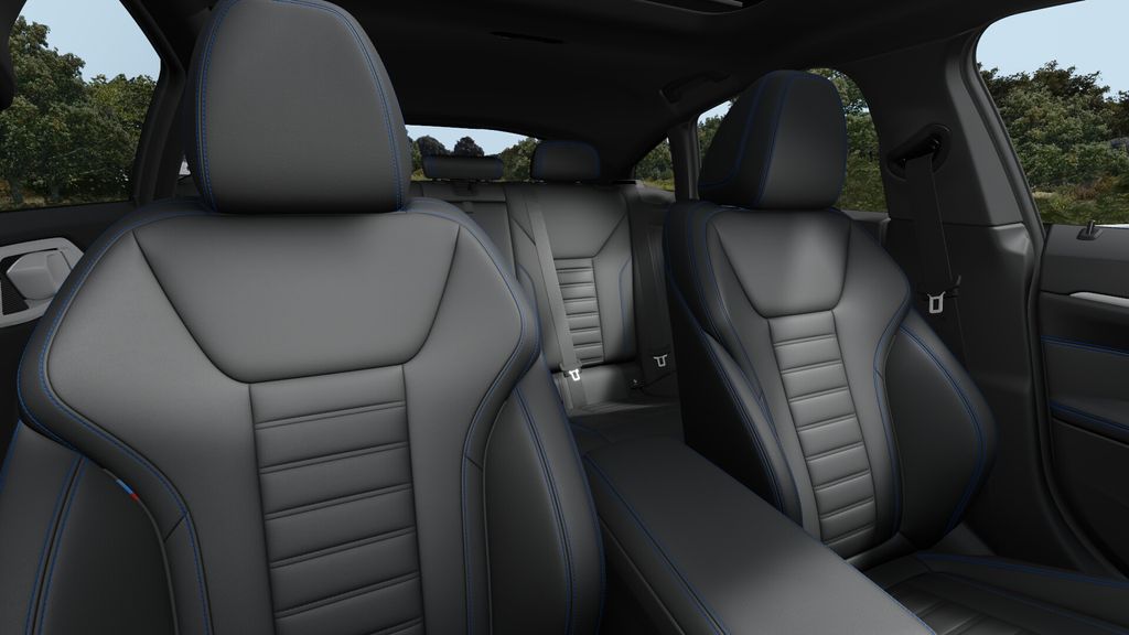 2025 BMW 4 Series M440i 10