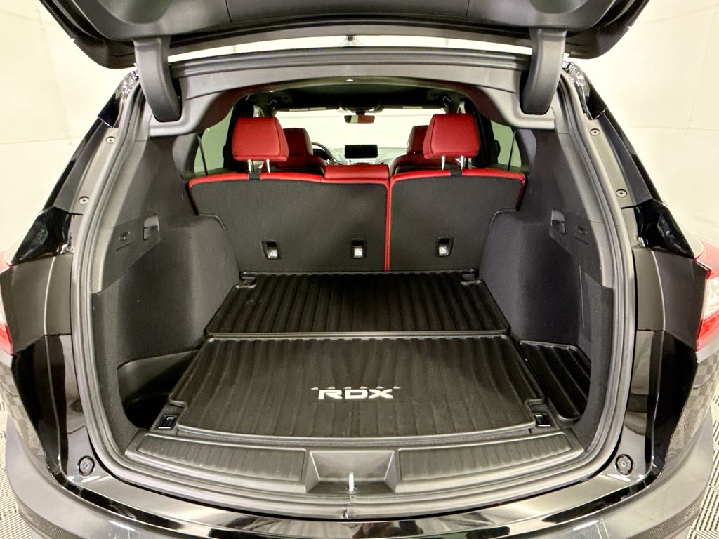 Thumbnail: 2026 Acura RDX - 27