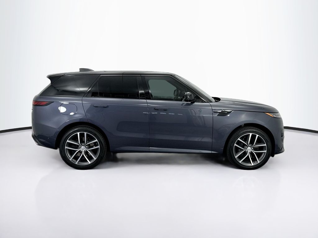 Thumbnail: 2023 Land Rover Range Rover Sport - 8