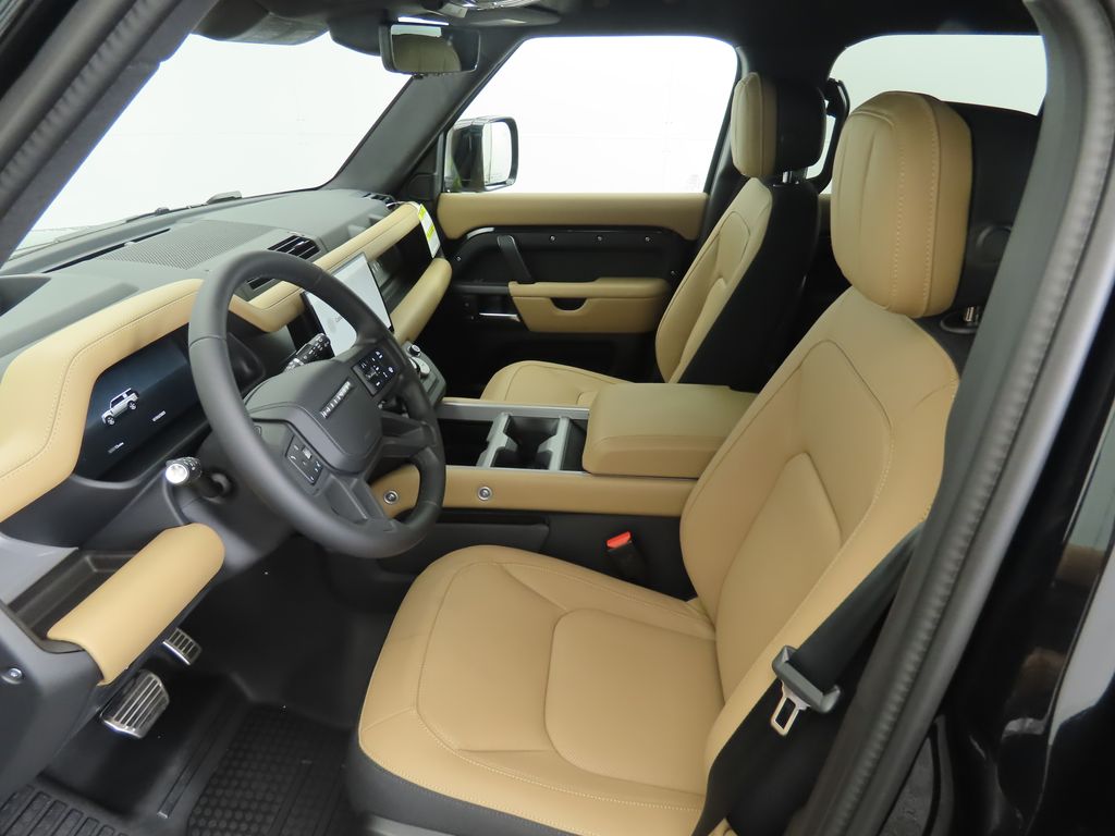 Thumbnail: 2025 Land Rover Defender - 21