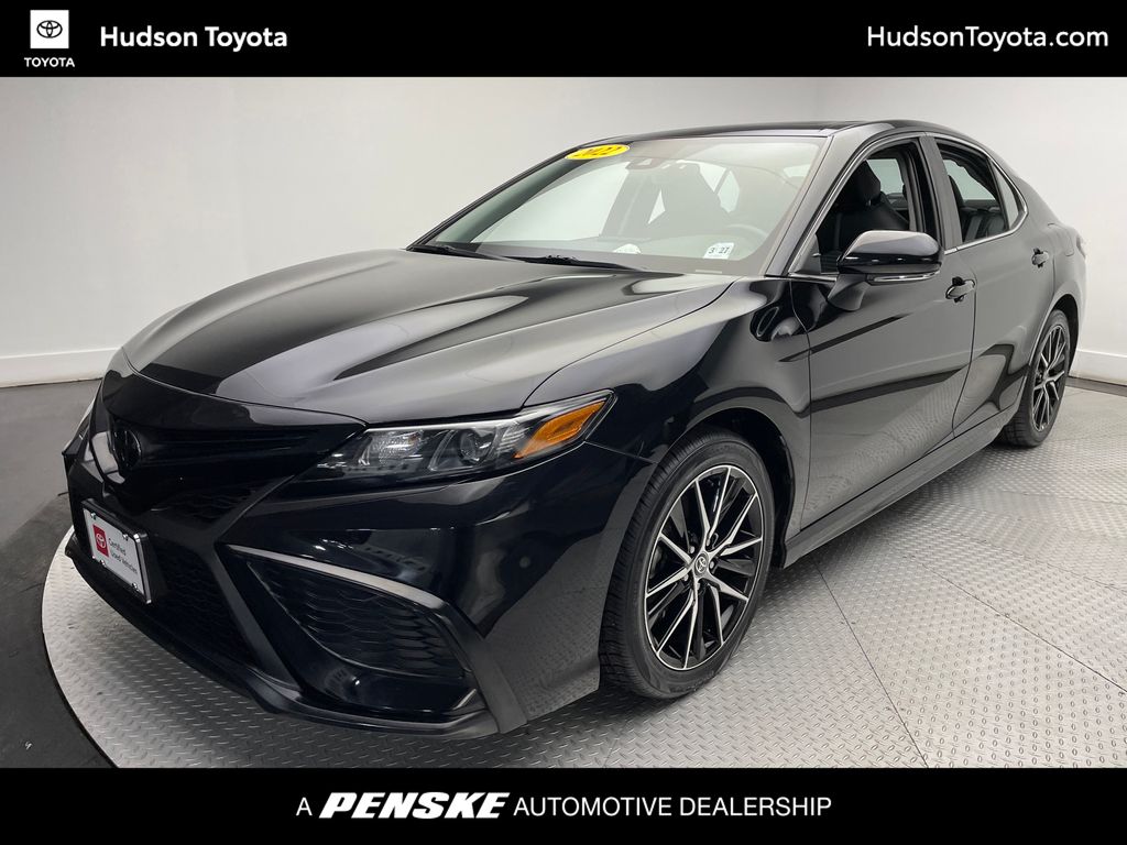 2022 Toyota Camry SE -
                Jersey City, NJ