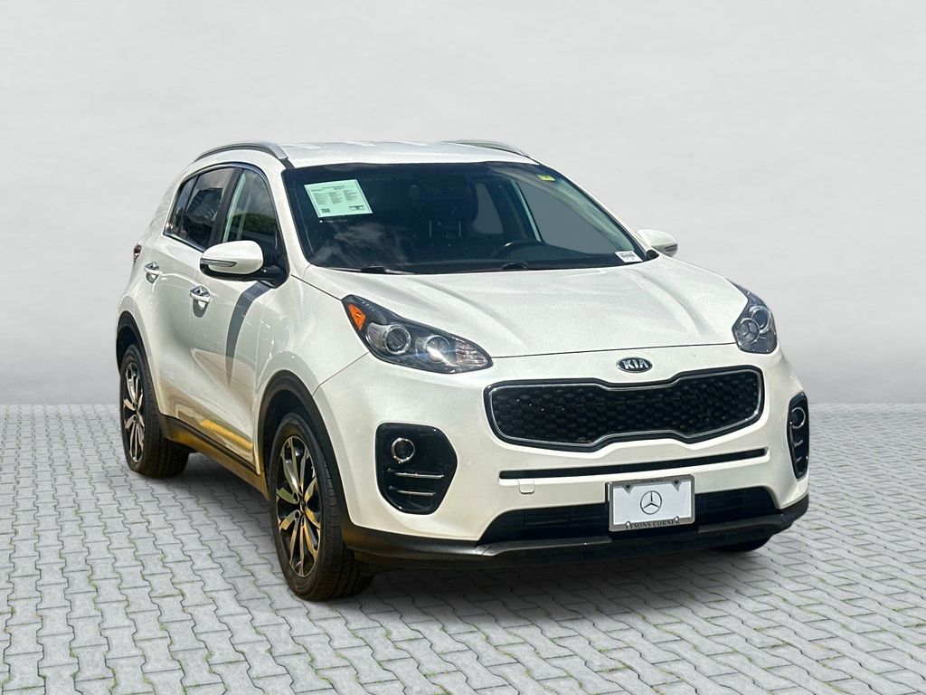 Thumbnail: 2019 Kia Sportage - 3