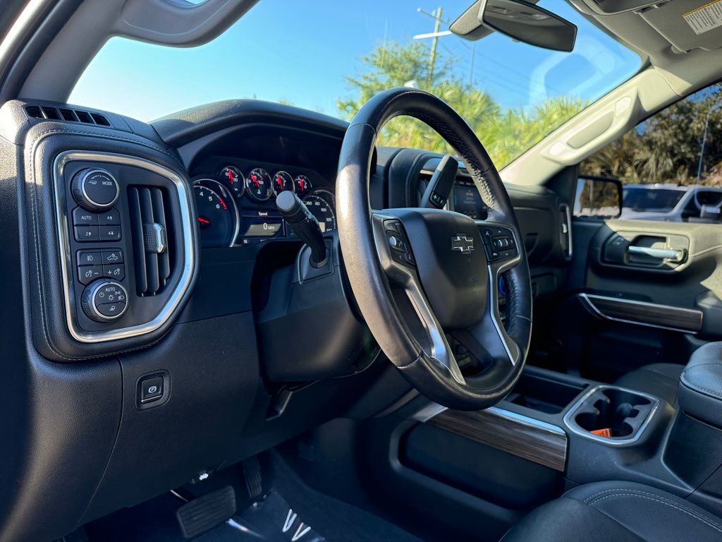 2021 Chevrolet Silverado 1500 LT Trail Boss 33