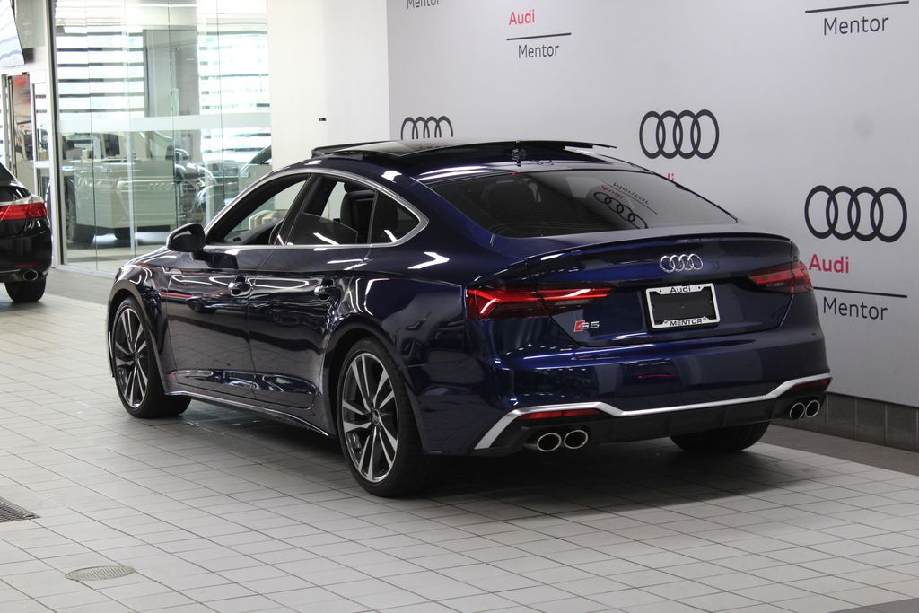 Thumbnail: 2022 Audi S5 - 4