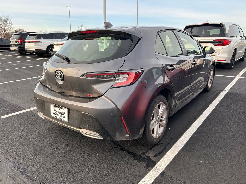 2022 Toyota Corolla Hatchback SE 3