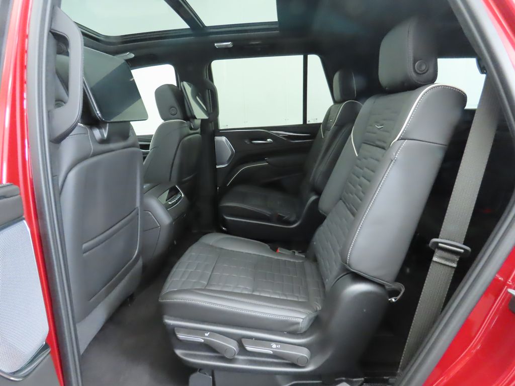 2024 Cadillac Escalade V 20