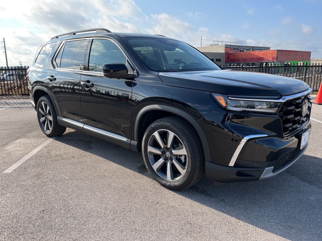 Thumbnail: 2025 Honda Pilot - 3