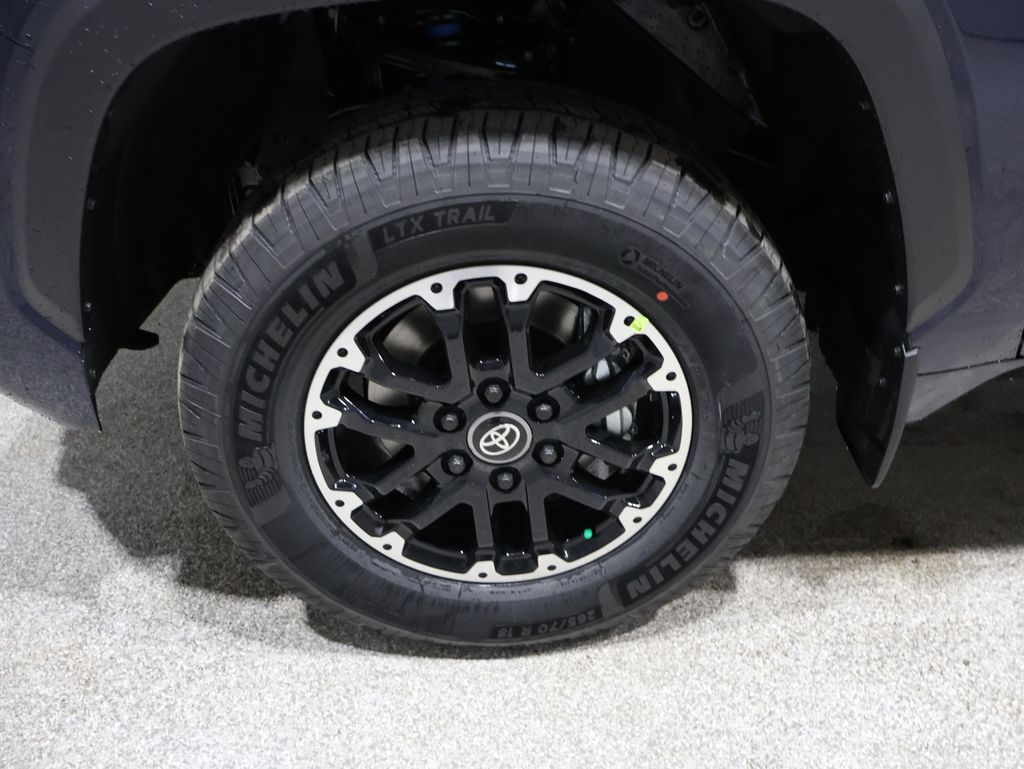 View vehicle photo 4