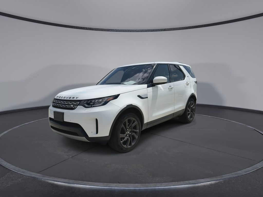 Thumbnail: 2018 Land Rover Discovery - 4