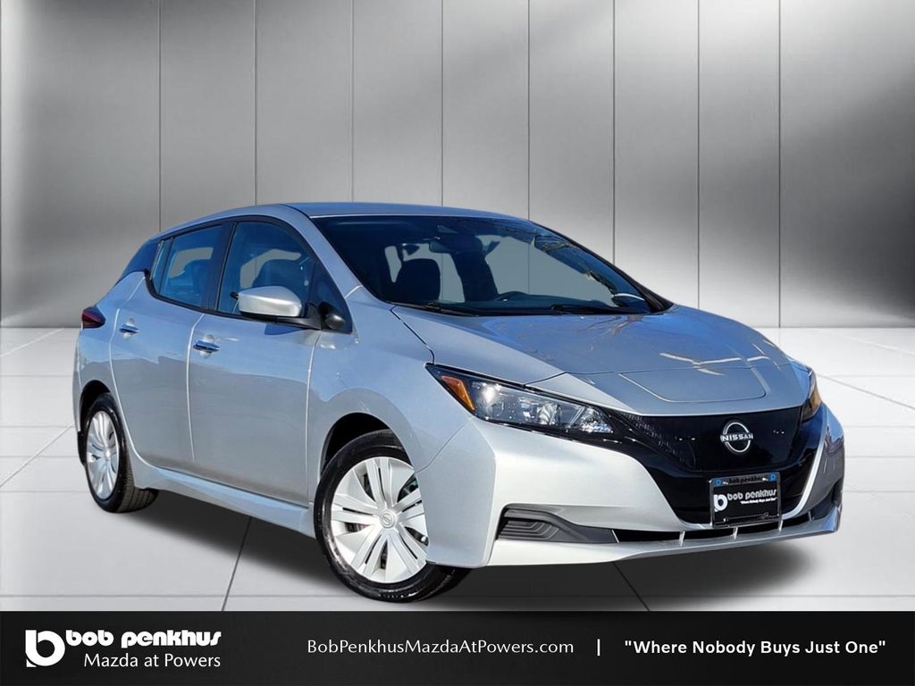 2025 Nissan LEAF S FWD