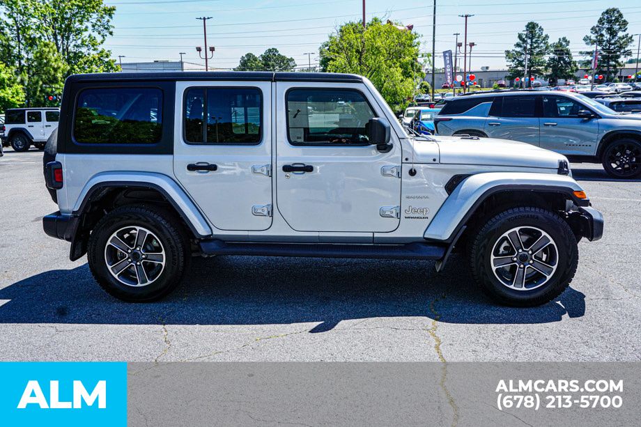 Used 2023 Silver Jeep Sahara image 9