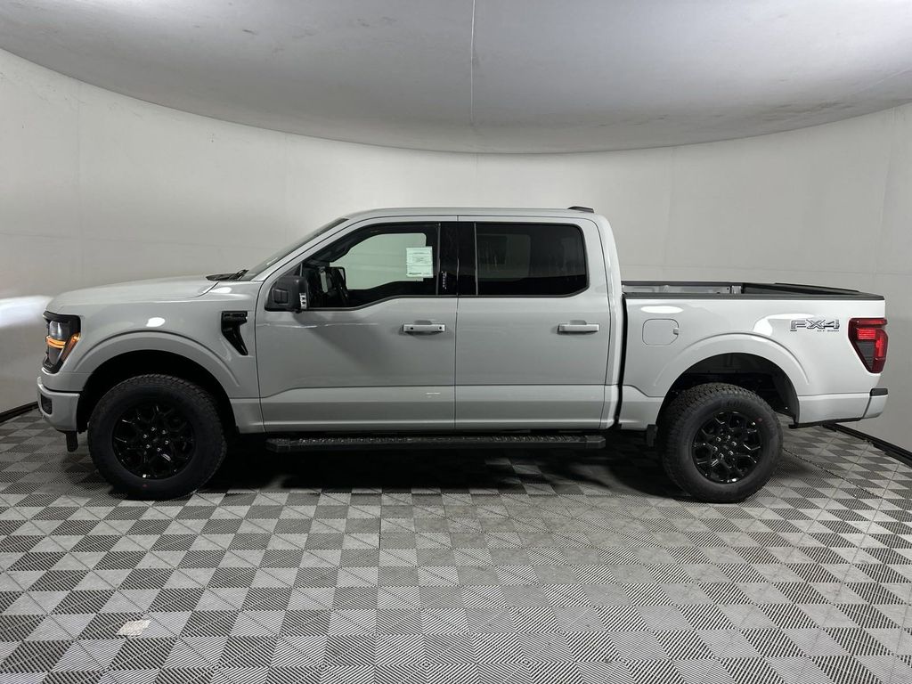 2024 Ford F-150 XLT 4