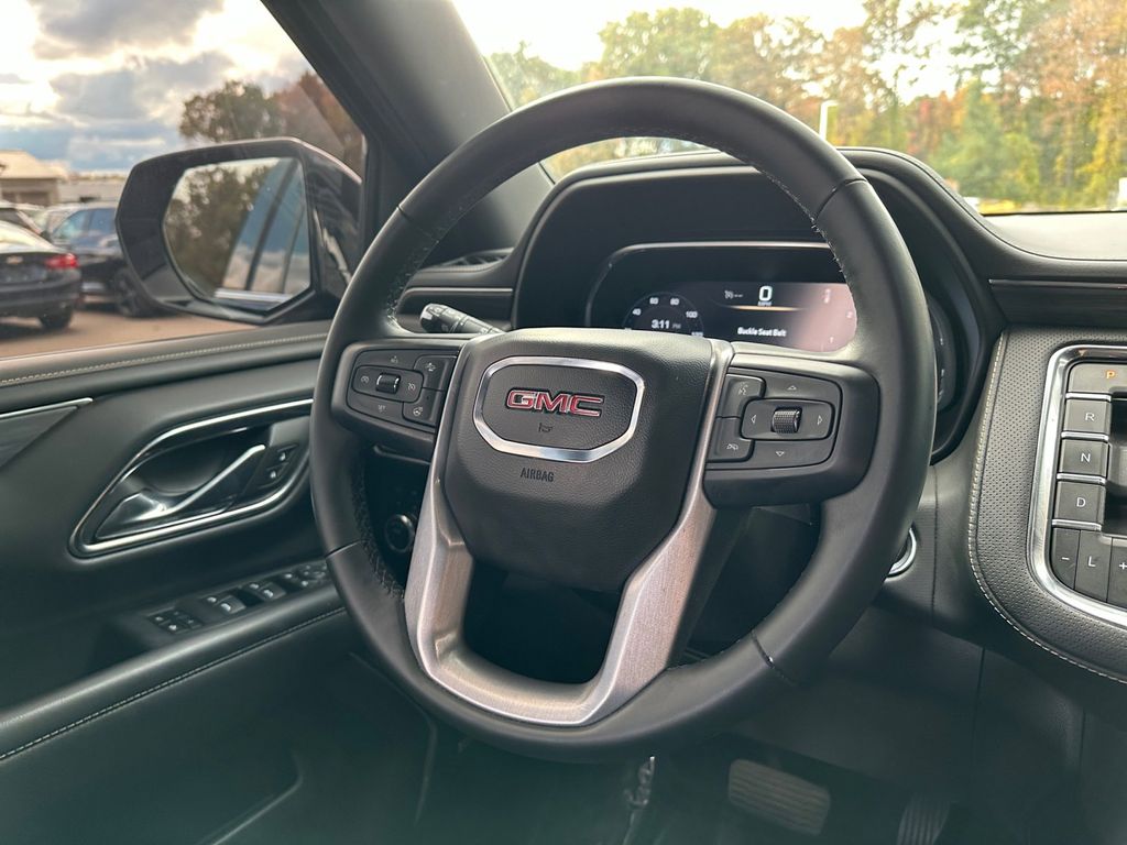 2023 GMC Yukon XL SLT 14