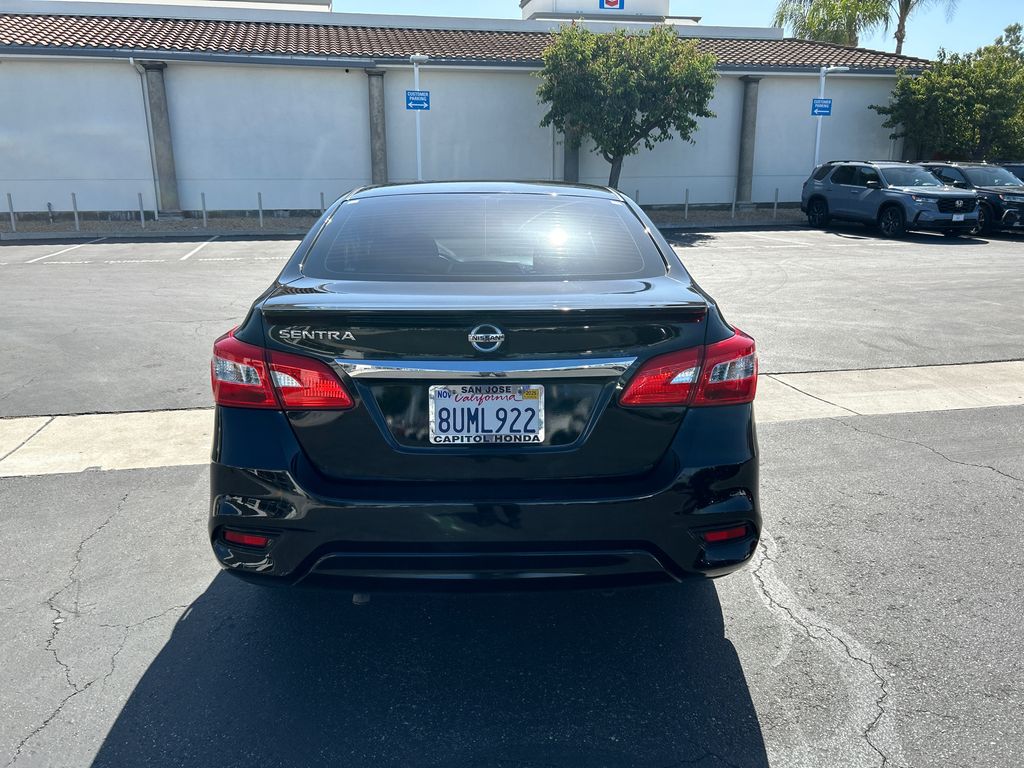 2018 Nissan Sentra S 5